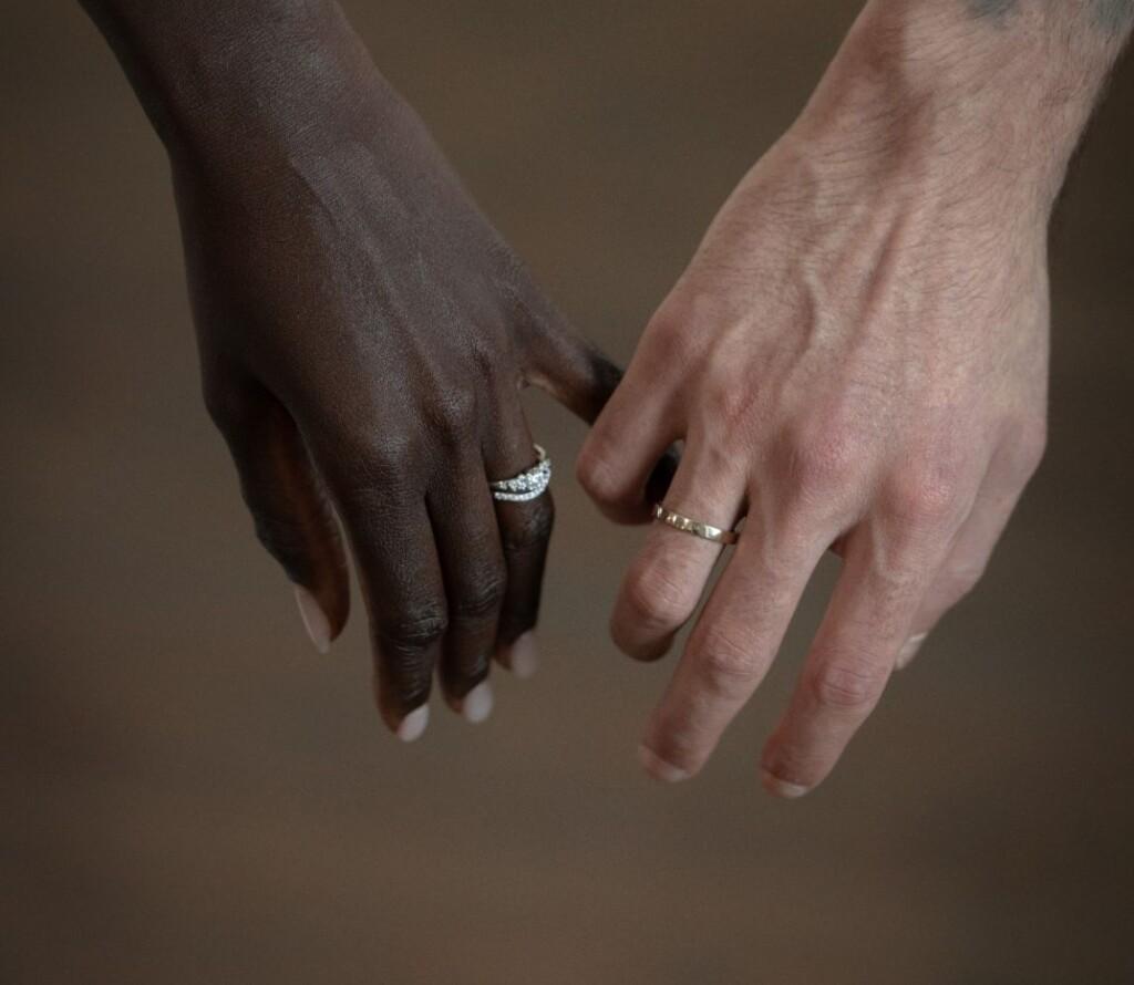 Hääpäivälahja ja romanttisia ideoita hääpäivän viettoon